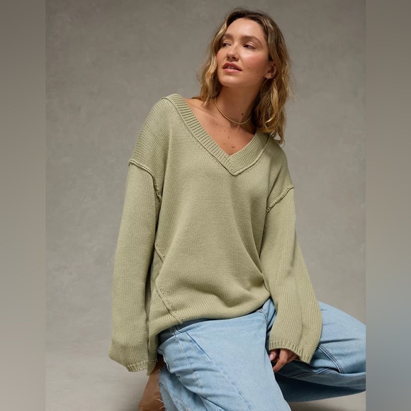 American Eagle Big Hug V-Neck Sweater Womens Size XXL - Picture 2 of 13